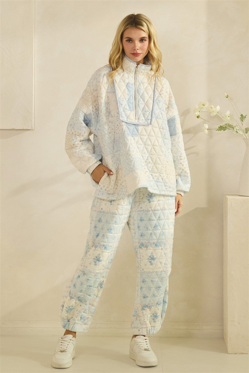 VV Floral Textured Lounge Pants