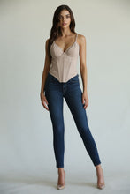 Load image into Gallery viewer, V-Cut Hem Corset Top