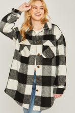 Load image into Gallery viewer, Midi Plaid Shacket