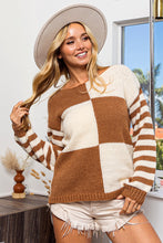 Load image into Gallery viewer, BB Checkered Sweater With Stripe Sleeves