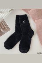 Load image into Gallery viewer, ZA Fuzzy Heart Socks