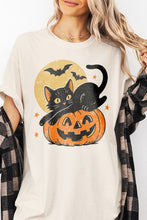 Load image into Gallery viewer, GR Cat On Pumpkin Moon Tshirt
