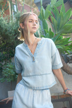Load image into Gallery viewer, BP Washed Denim Top