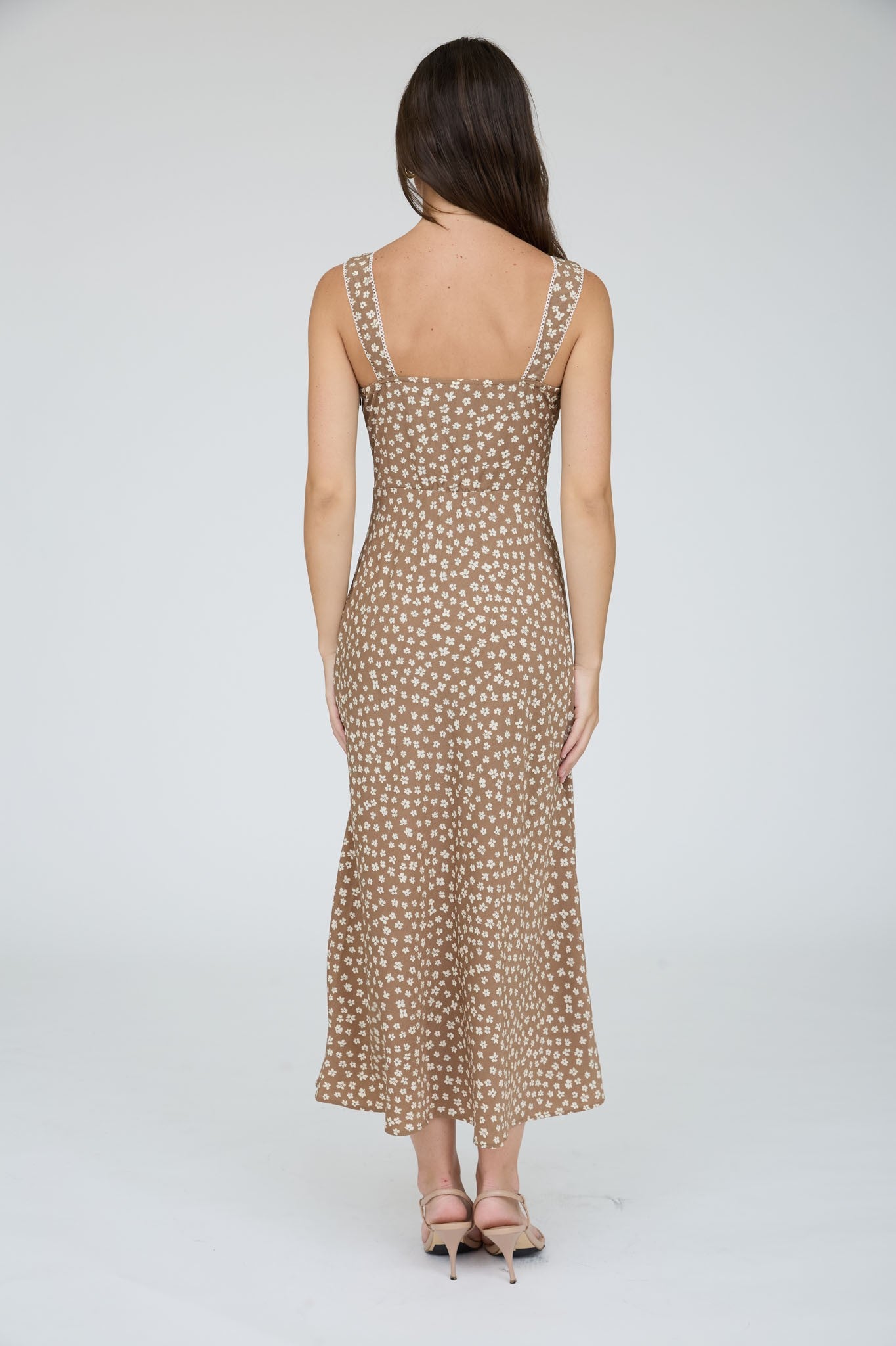 BP Floral Sweetheart Neck Trim Midi Dress