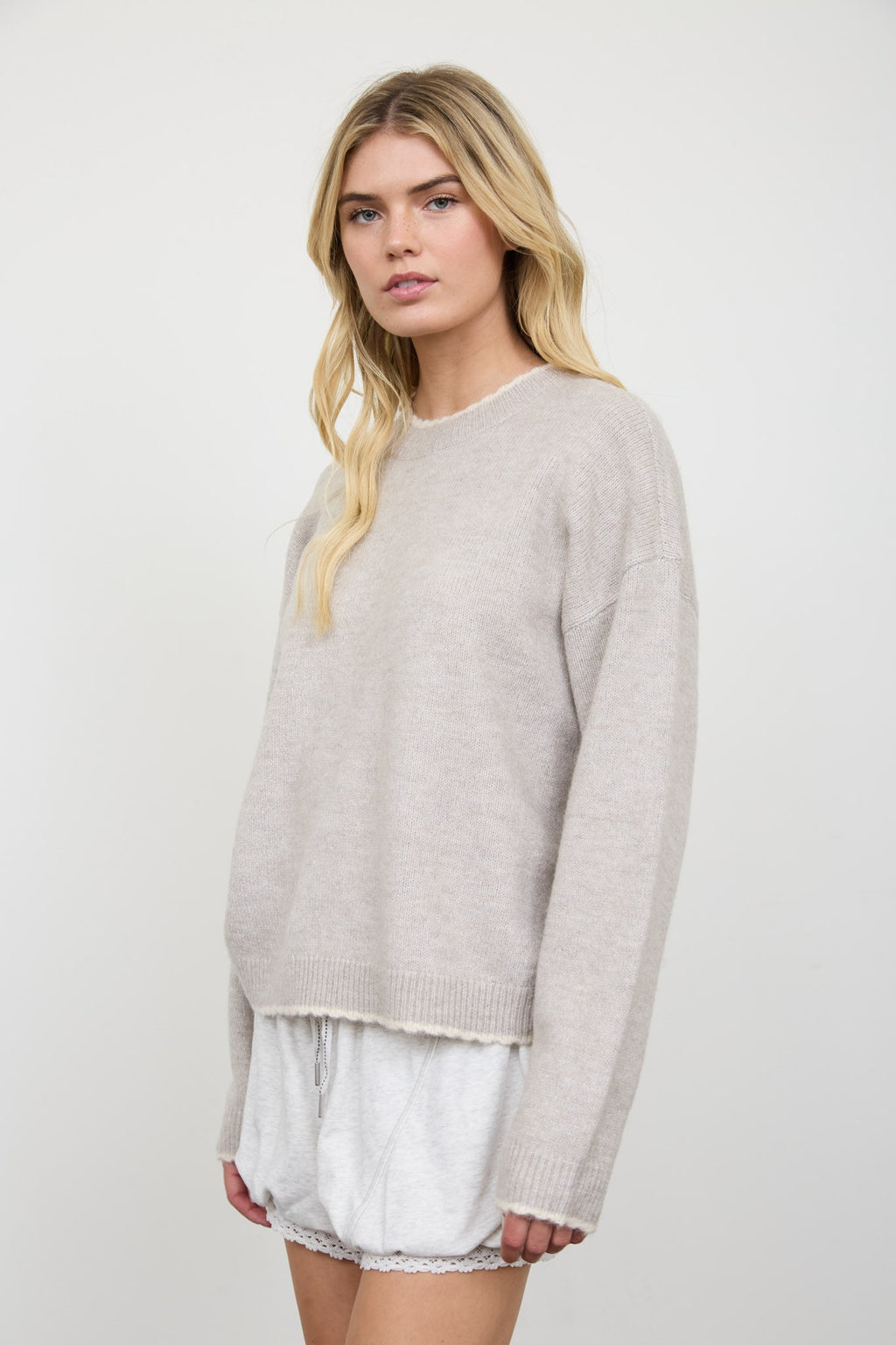 BP Contrast Edge Long Sleeve Pullover