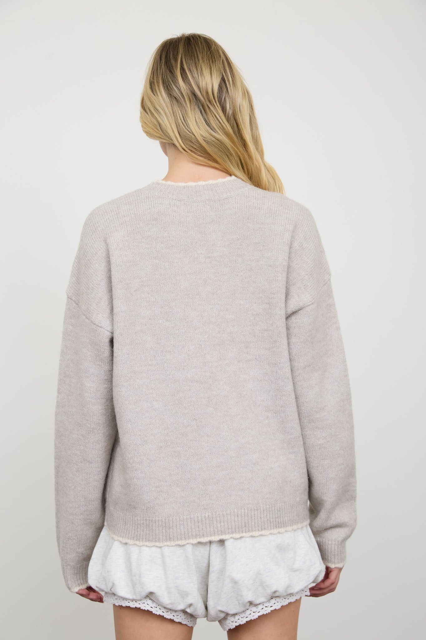 BP Contrast Edge Long Sleeve Pullover