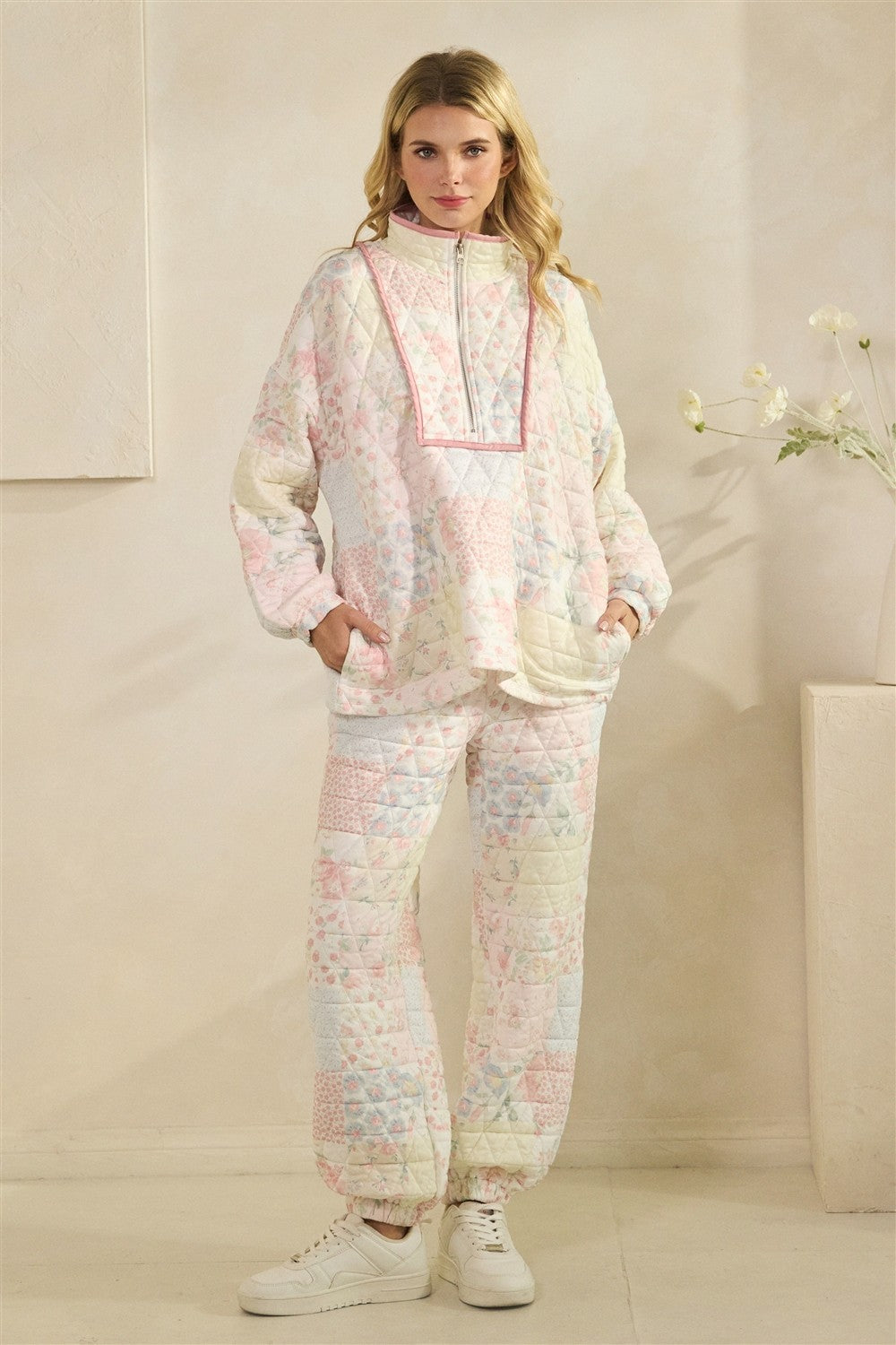 VV Floral Textured Lounge Pants