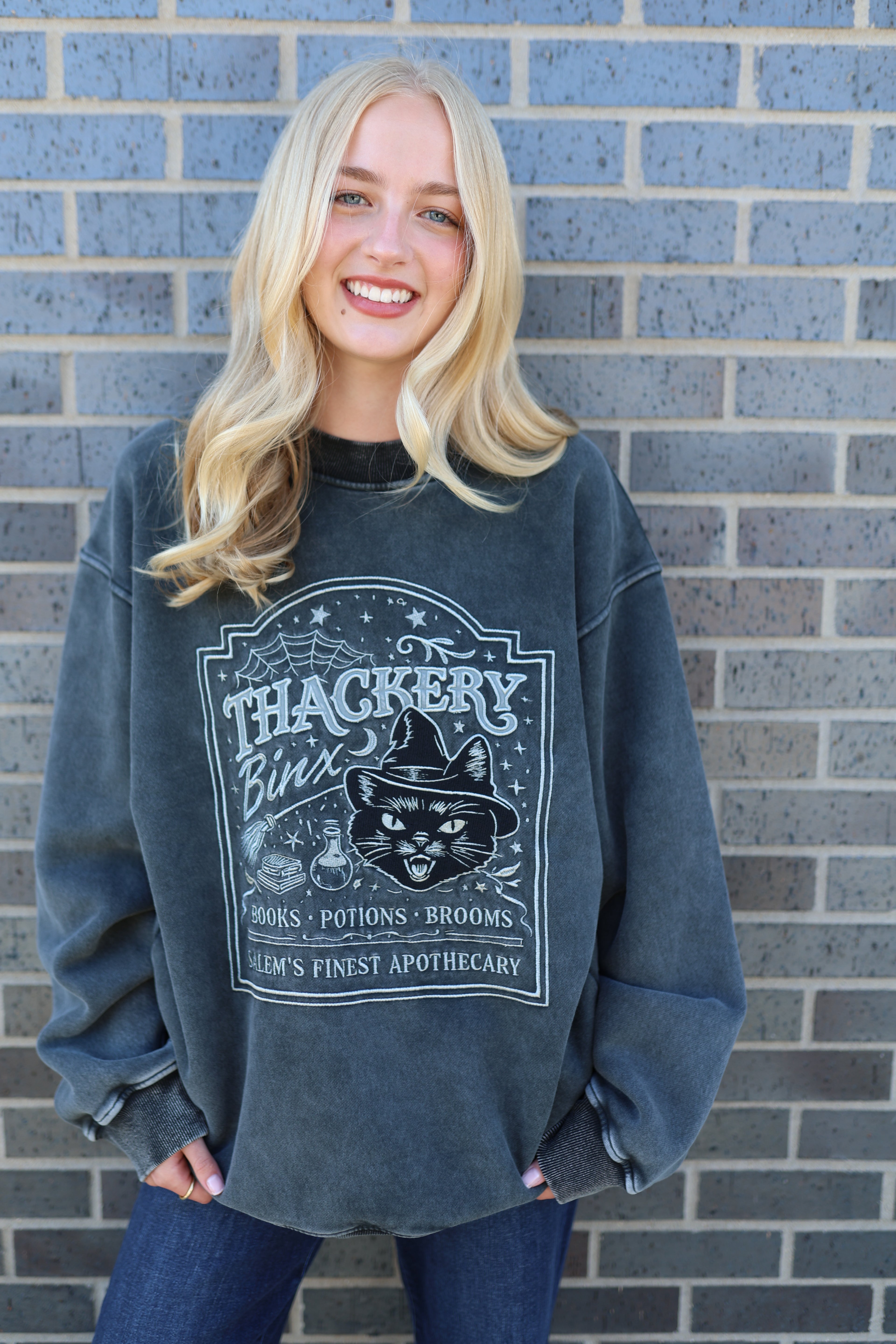 Thackery Binx Crewneck