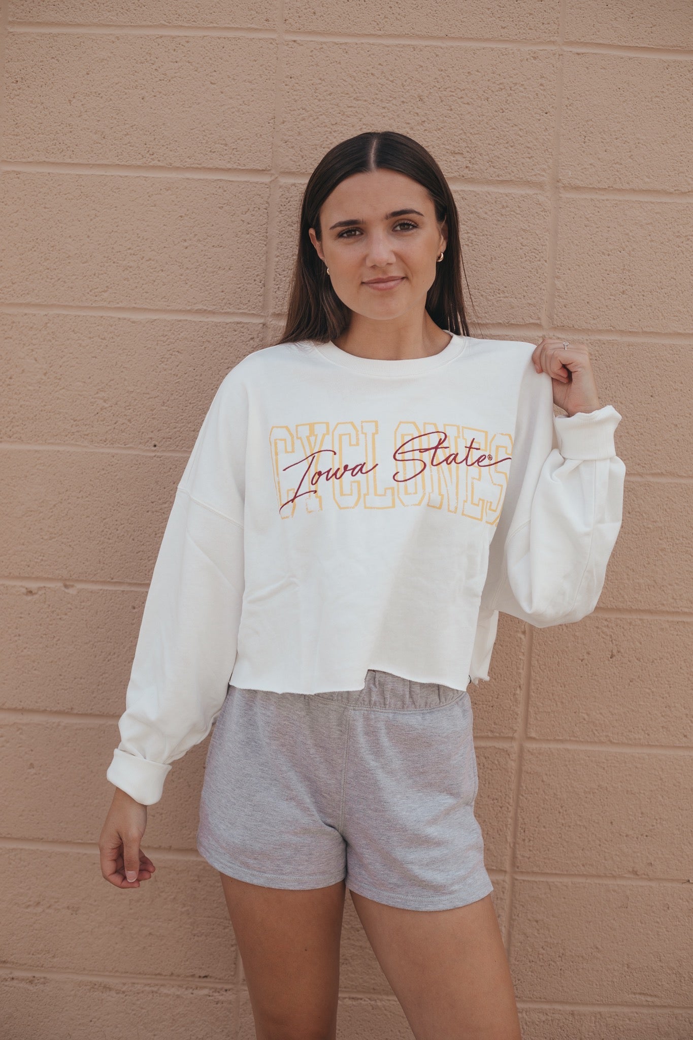 GD Long Sleeve ISU Outline Crop