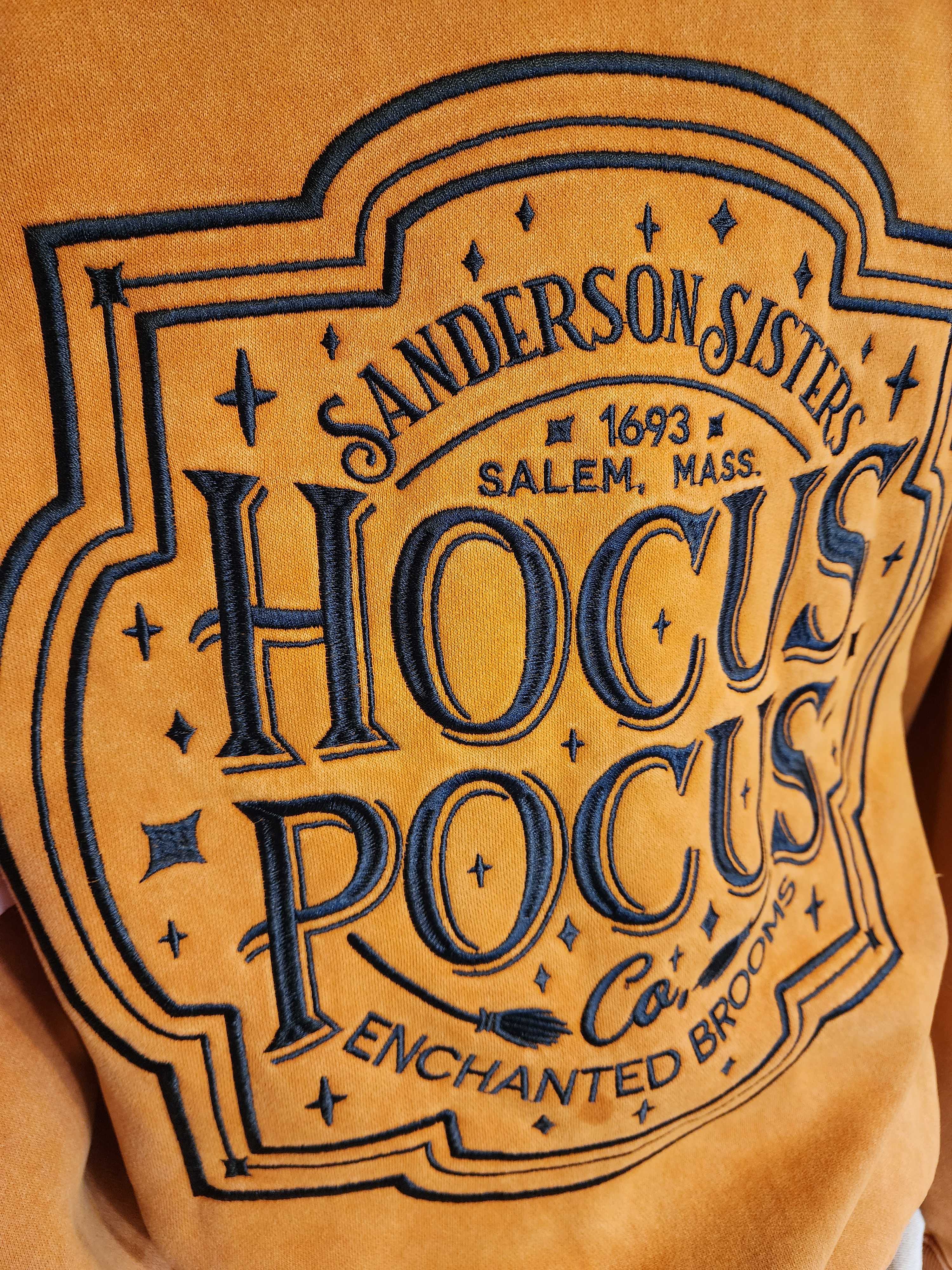 Embroidered Sanderson Crewneck