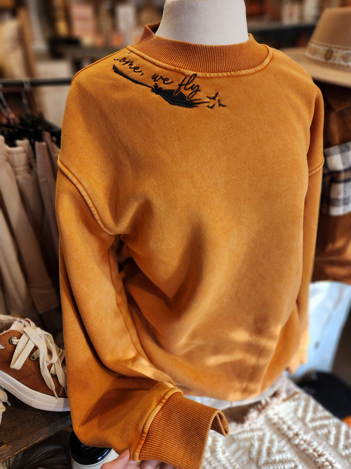 Embroidered Sanderson Crewneck