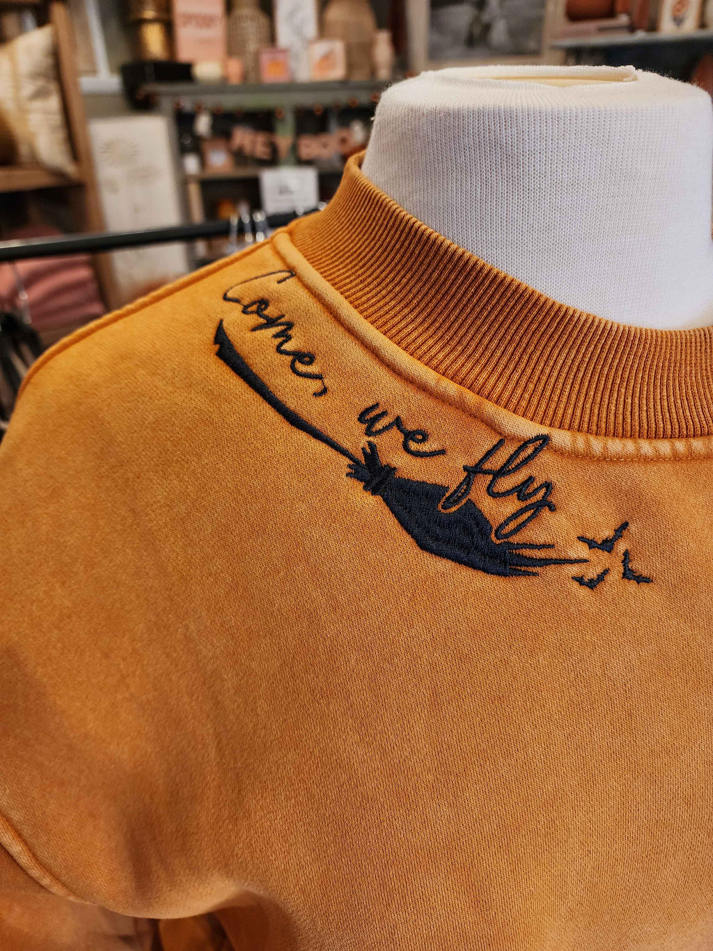Embroidered Sanderson Crewneck