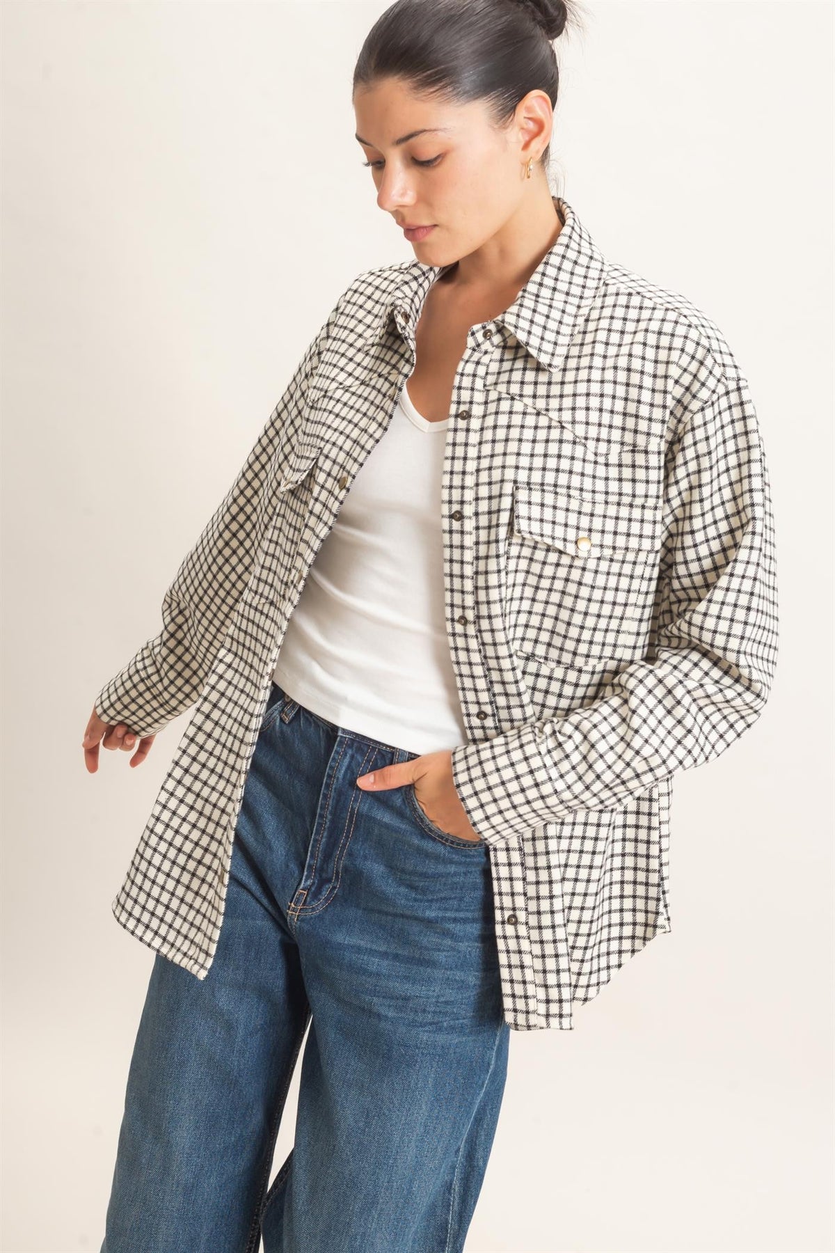 HF White/Black Plaid Shacket