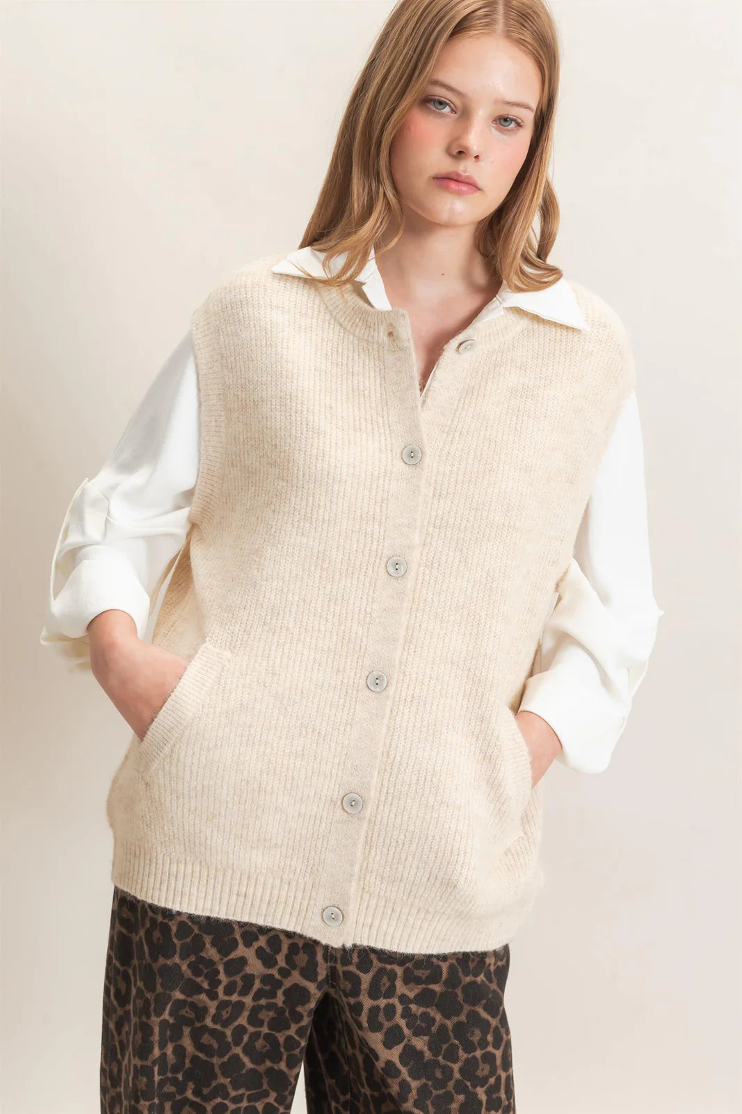 HF Sleeveless Button-Up Sweater Vest