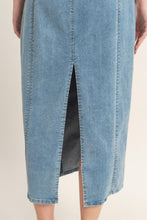 Load image into Gallery viewer, HF Light Denim Midi Dress