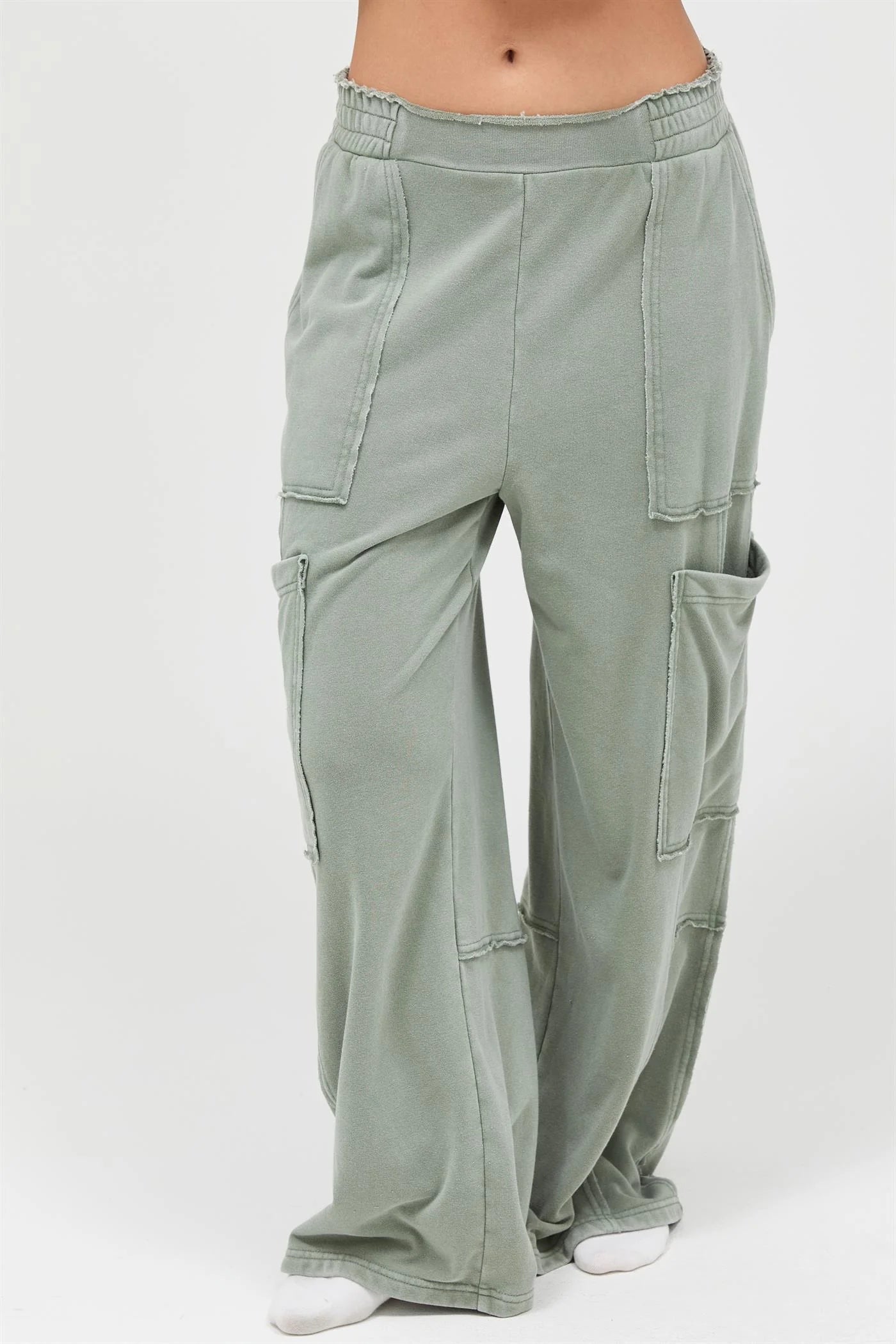 HF Mineral Wash Wide Leg Cargo Pants