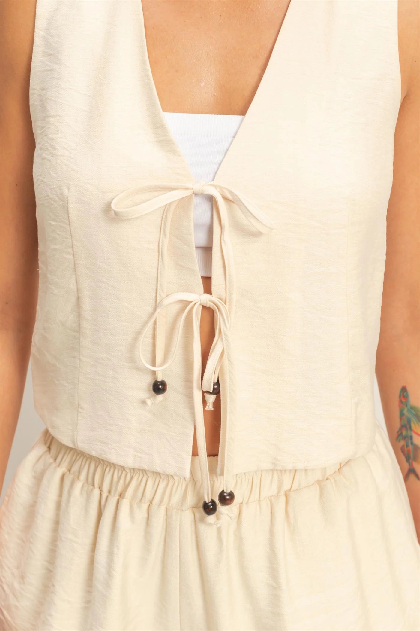 HF Tie-Front Vest/Elastic Waist Shorts SET