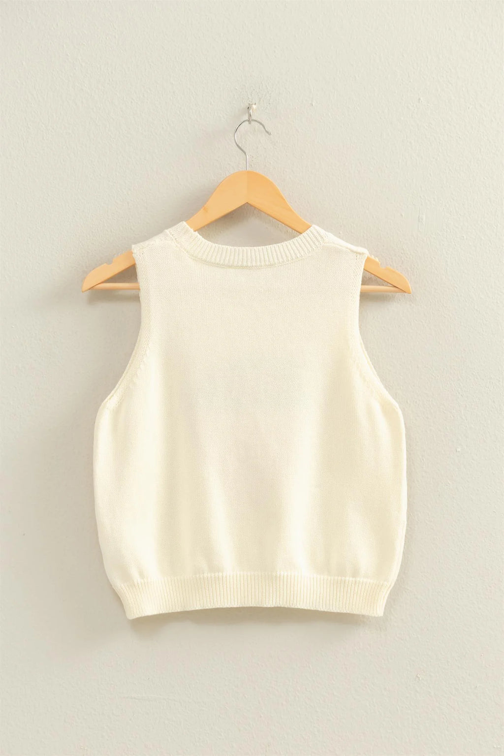 HF Strawberry Sleeveless Knit Top