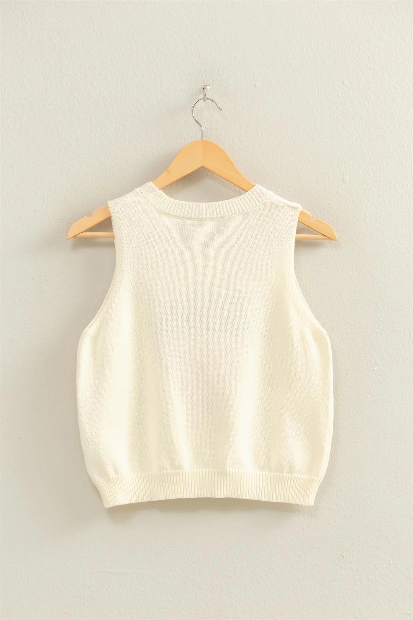 HF Strawberry Sleeveless Knit Top