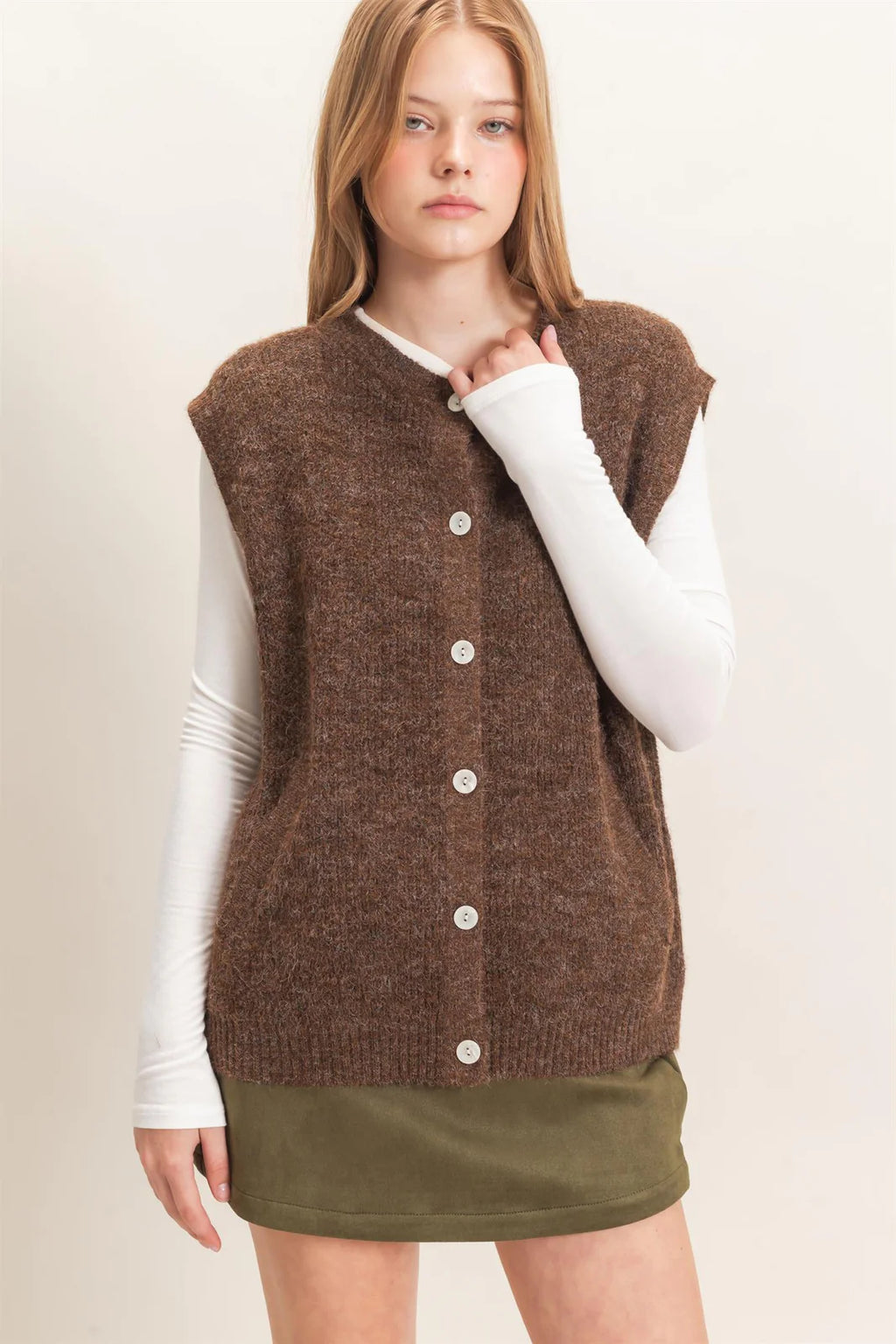 HF Sleeveless Button-Up Sweater Vest