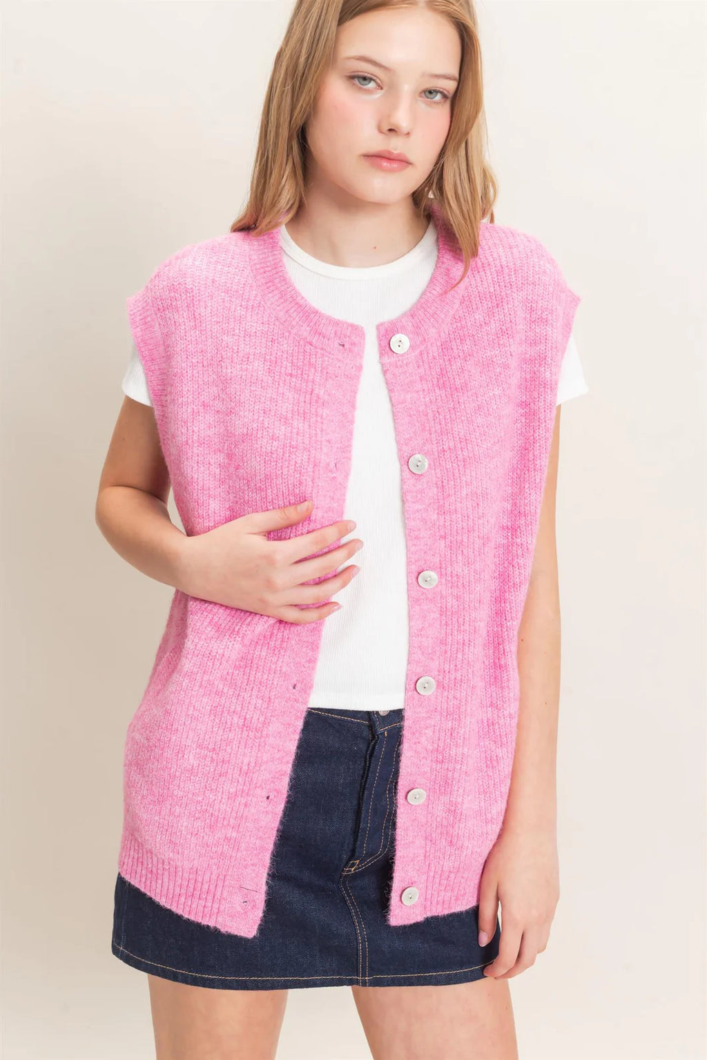 HF Sleeveless Button-Up Sweater Vest