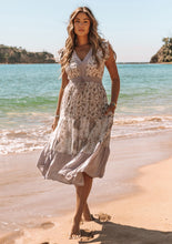 Load image into Gallery viewer, Flutter Sleeve Midi Dress
