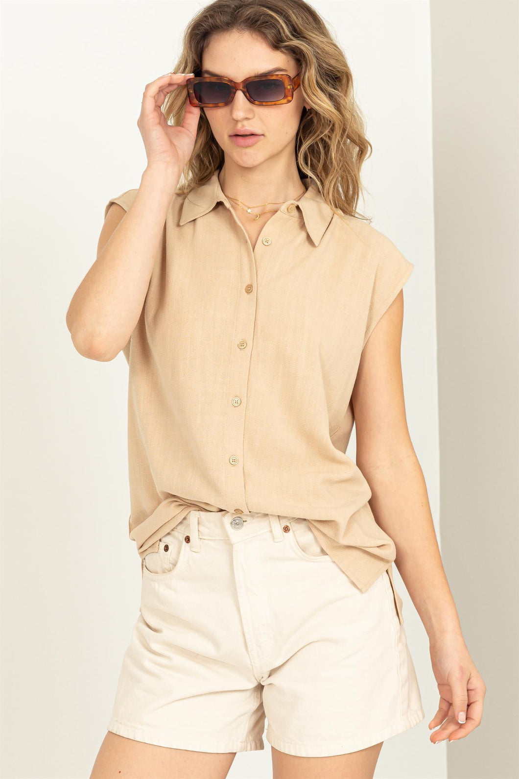 Sleevless Button Front Top