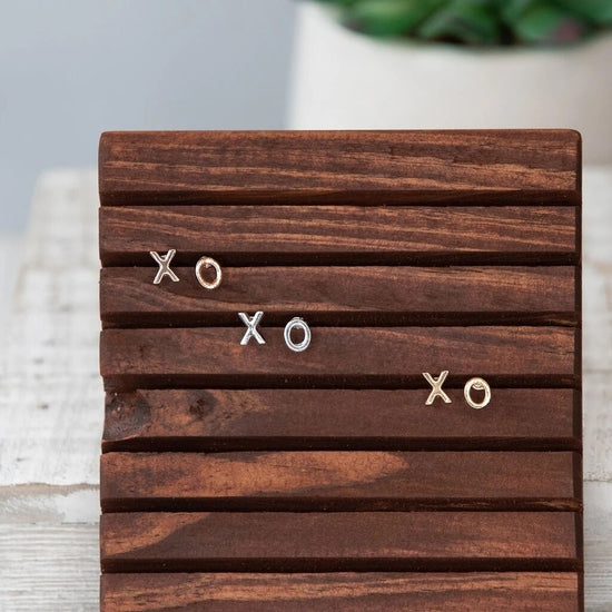 XO studs